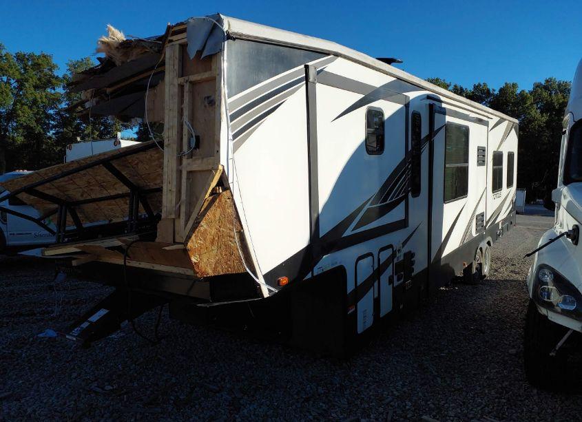 Photo 2 of 2019 Heartland Fifth WHEEL TRAVEL TRAILER (VIN 5SFCG4326KE408454)