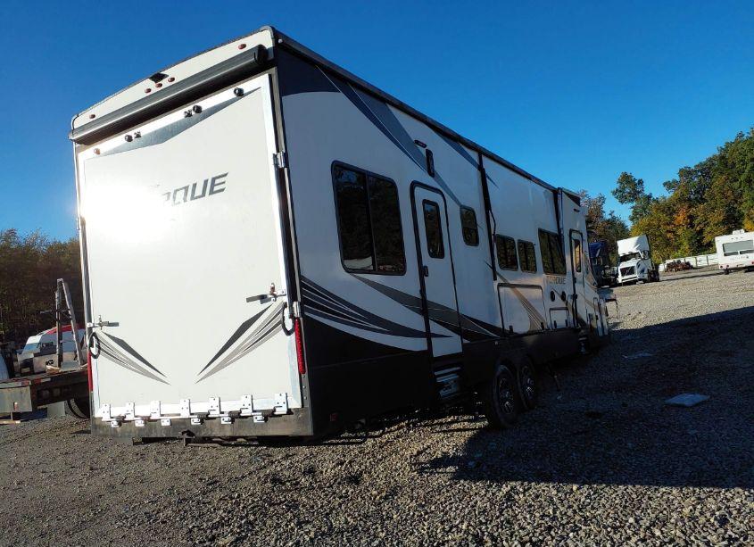 Photo 4 of 2019 Heartland Fifth WHEEL TRAVEL TRAILER (VIN 5SFCG4326KE408454)