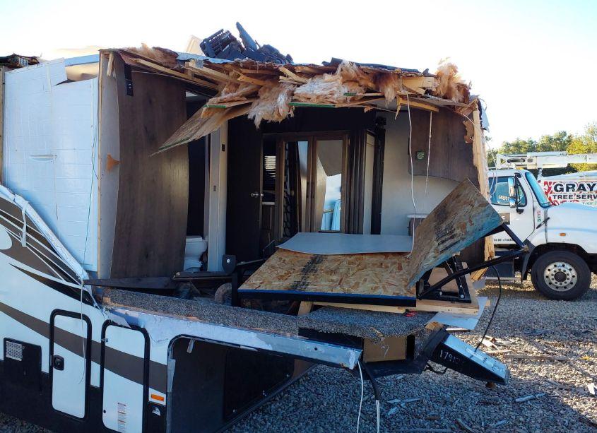 Photo 6 of 2019 Heartland Fifth WHEEL TRAVEL TRAILER (VIN 5SFCG4326KE408454)