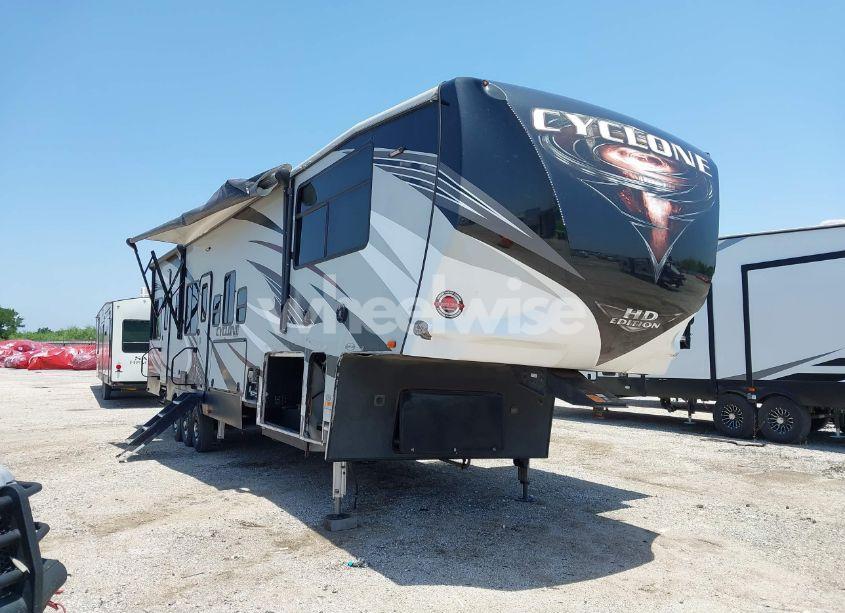 2019 Heart Manufacturing HEARTLAND CYCLONE (VIN 5SFCG4435KE404712) main photo