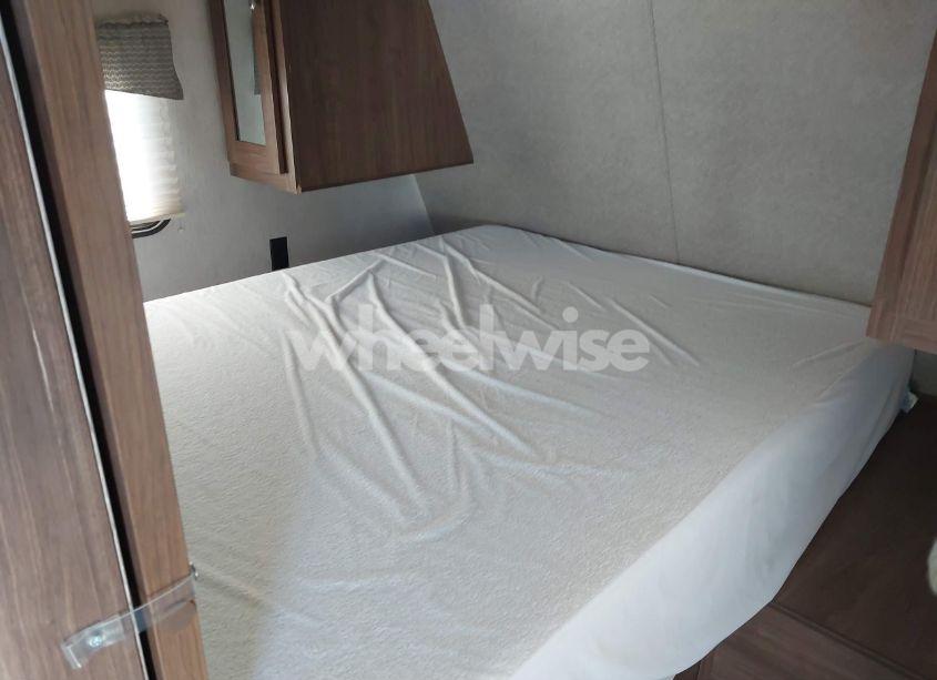 Photo 8 of 2018 Heartland Trailer 325ODK TRAIL RUNNER (VIN 5SFEB3628JE367093)