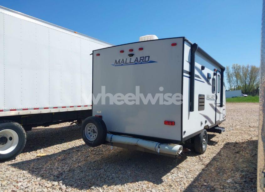 Photo 4 of 2020 Heartland Mallard ULTRA LITE TRAVEL TRAILER (VIN 5SFNB221XLE423321)