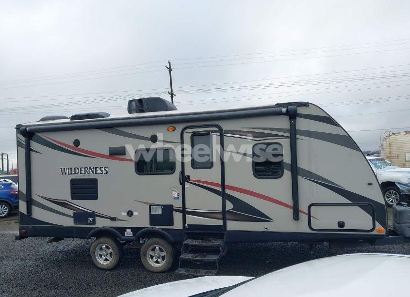 Photo 14 of 2015 Heartland Wilderness (VIN 5SFNB2620FE299342)