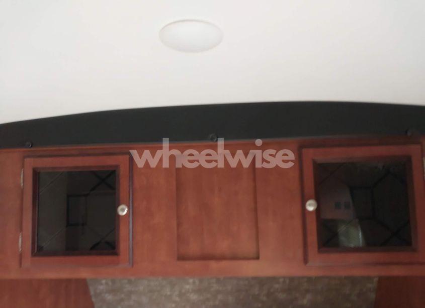 Photo 16 of 2015 Heartland Wilderness (VIN 5SFNB2620FE299342)