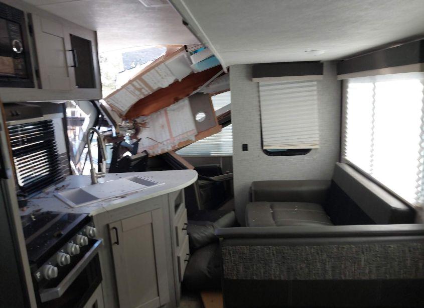 Photo 8 of 2020 Mallard Ultra LITE (VIN 5SFNB3026LE437072)