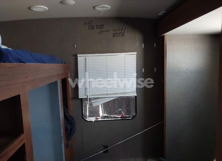 Photo 11 of 2017 Heartland Wilderness 3250BS (VIN 5SFNB3227HE337213)