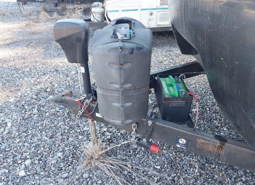 Photo 10 of 2016 Heartland North TRAIL (VIN 5SFNB3327HE325819)