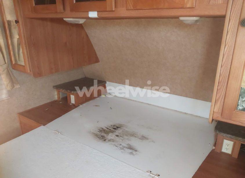 Photo 5 of 2011 Heartland North TRAIL 29BUDS (VIN 5SFNB3422BE225097)