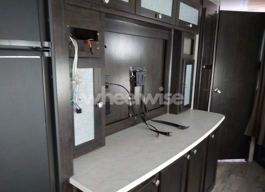 Photo 7 of 2019 Heartland North TRAI (VIN 5SFNB3520KE401224)