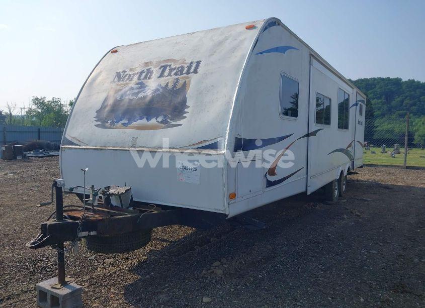 Photo 2 of 2011 Heartland North TRAIL (VIN 5SFNB3522BE213370)