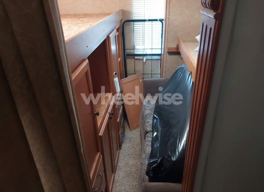 Photo 7 of 2011 Heartland North TRAIL (VIN 5SFNB3522BE213370)