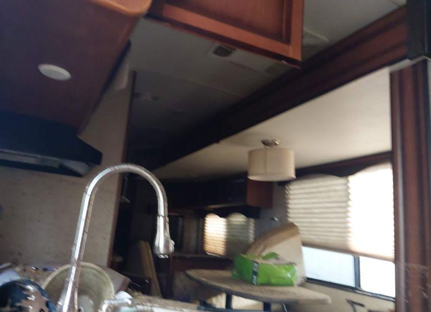 Photo 8 of 2016 Wilderness Ultralite (VIN 5SFNB3525GE302700)