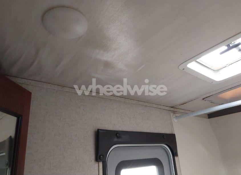 Photo 6 of 2018 Heartland Mallard 312 (VIN 5SFNB3623JE350718)