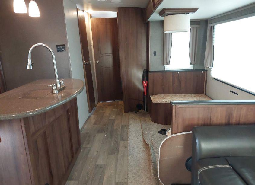 Photo 15 of 2017 Heartland 33bkss NORTH TRAIL (VIN 5SFNB3628HE324366)