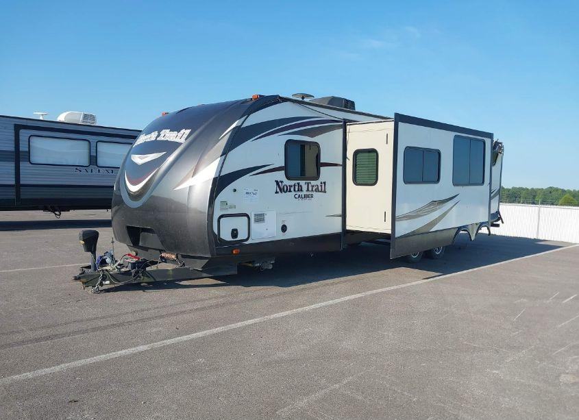 Photo 2 of 2017 Heartland 33bkss NORTH TRAIL (VIN 5SFNB3628HE324366)