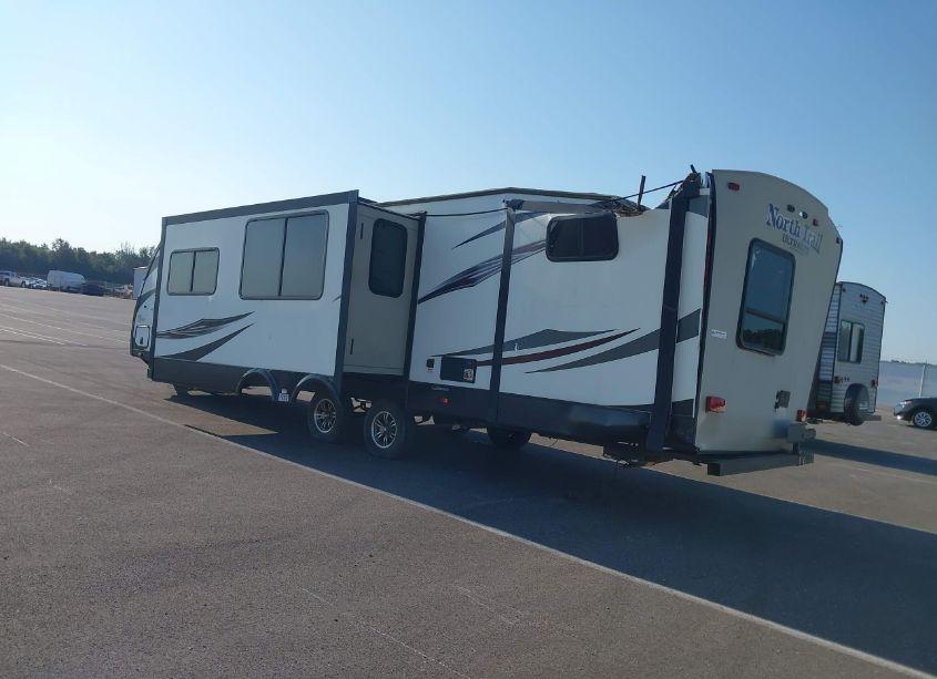 Photo 3 of 2017 Heartland 33bkss NORTH TRAIL (VIN 5SFNB3628HE324366)