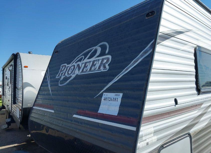 Photo 6 of 2017 Heartland Pioneer BH270 (VIN 5SFPB3125HE333932)