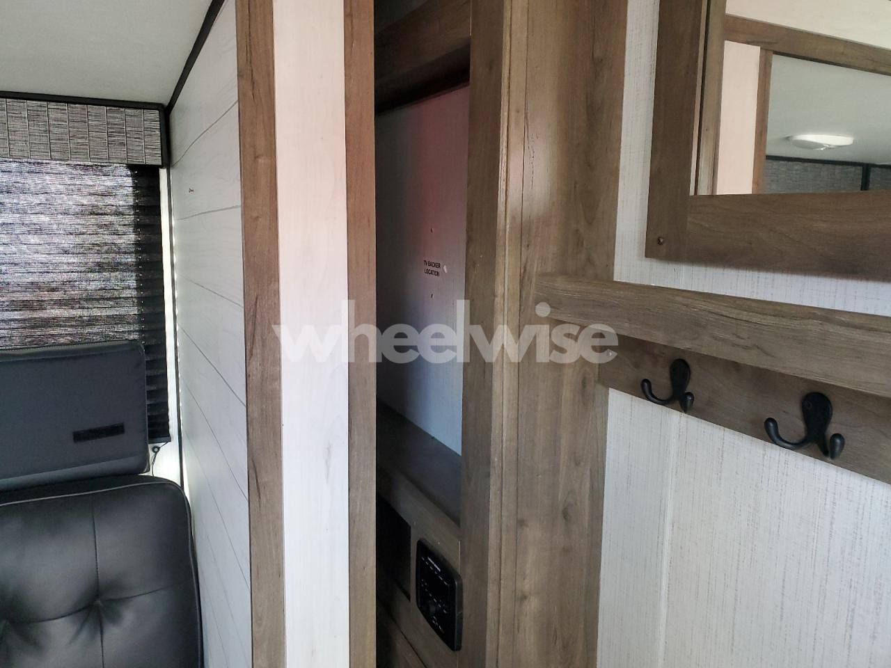 Photo 5 of 2022 HEARTLAND PIONEER (VIN 5SFPB3221NE505111)