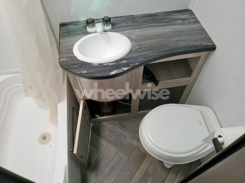 Photo 3 of 2022 PROWLER 26W - RVS RV N/A (VIN 5SFPB352XNE481130)