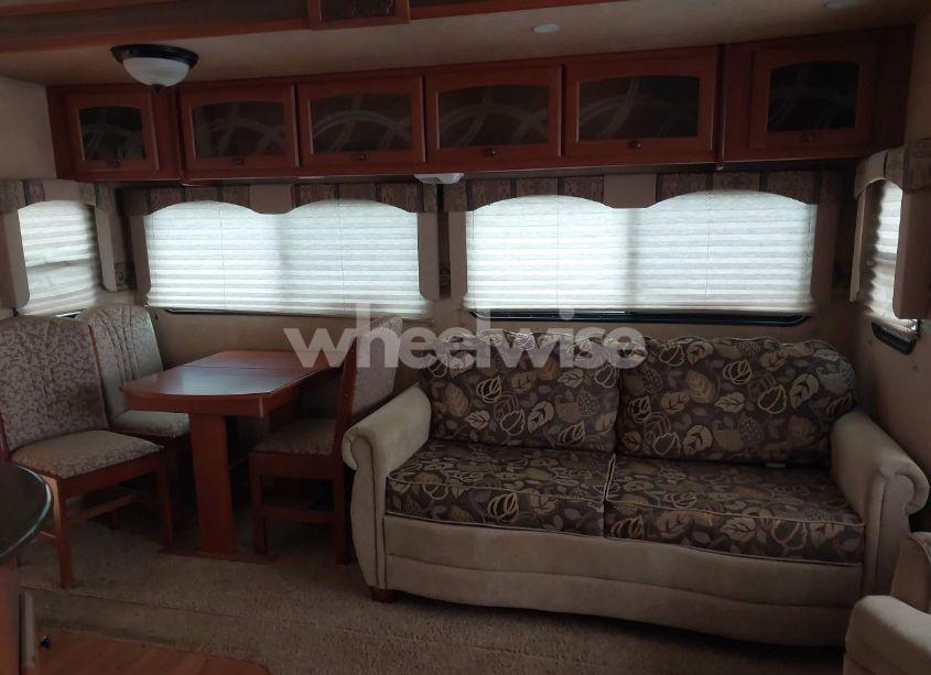 Photo 8 of 2011 Heartland 34qsrl (VIN 5SFRG3728BE220520)