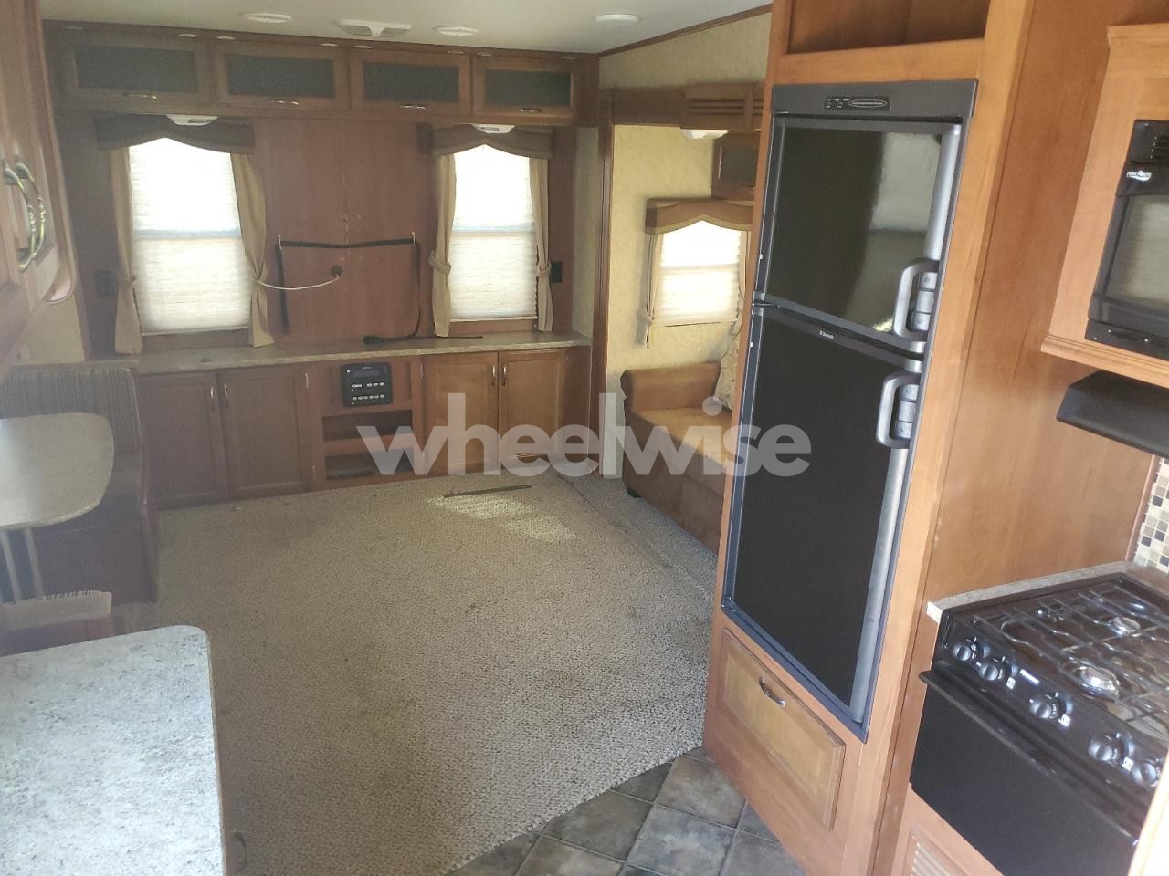 Photo 6 of 2012 HEARTLAND BIG HORN TRAILER (VIN 5SFSG3127CE243556)