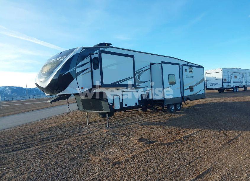 Photo 2 of 2018 Heartland. Sundance (VIN 5SFSG4227JE347904)