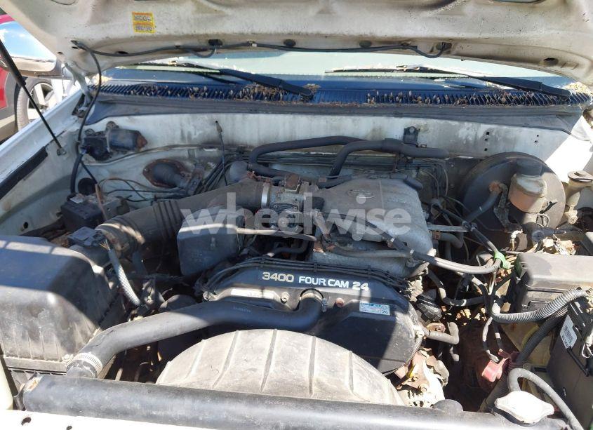 Photo 10 of 2004 Toyota Tundra SR5 (VIN 5TBBN44114S436002)