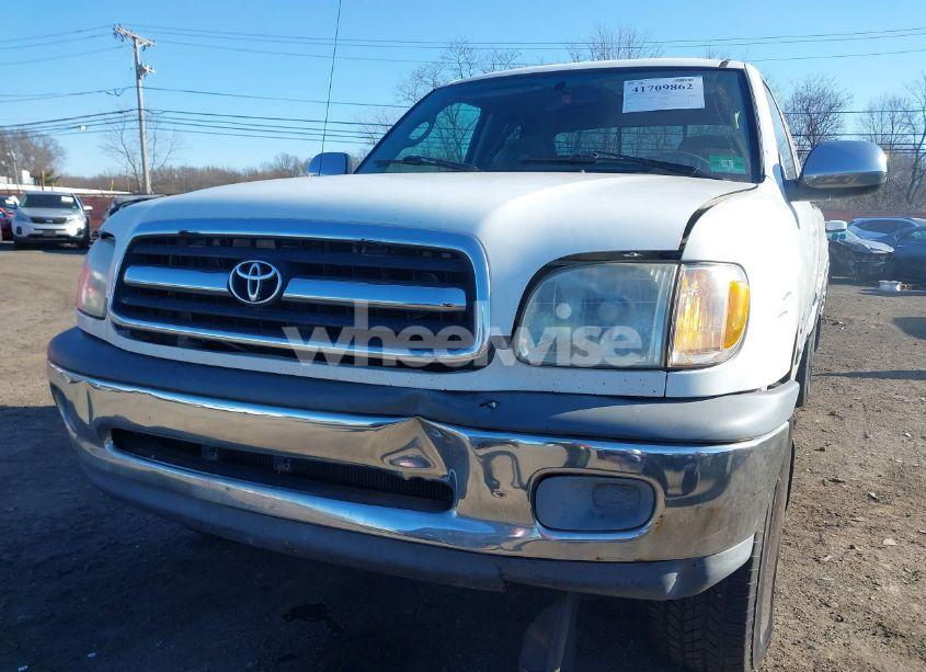 Photo 6 of 2002 Toyota Tundra SR5 (VIN 5TBBN44152S228119)