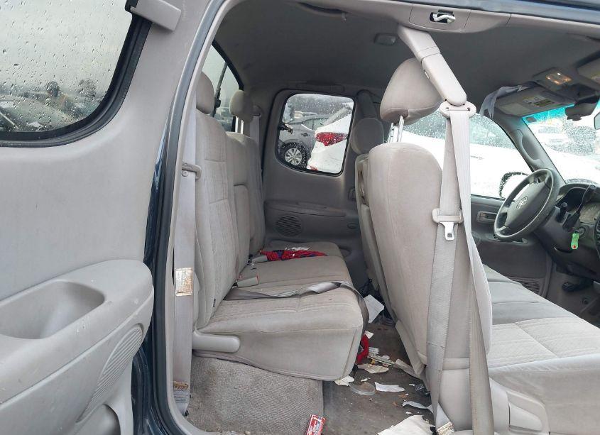 Photo 8 of 2003 Toyota Tundra SR5 (VIN 5TBBN44153S382203)