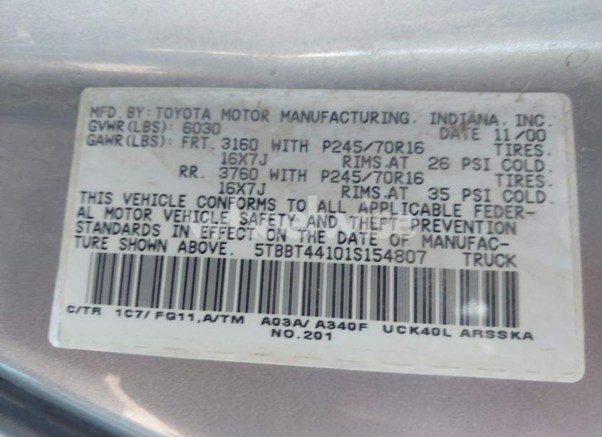 Photo 9 of 2001 Toyota Tundra SR5 V8 (VIN 5TBBT44101S154807)