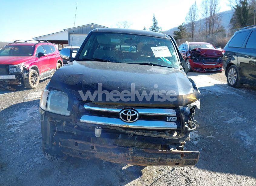 Photo 13 of 2003 Toyota Tundra SR5 V8 (VIN 5TBBT44103S336042)