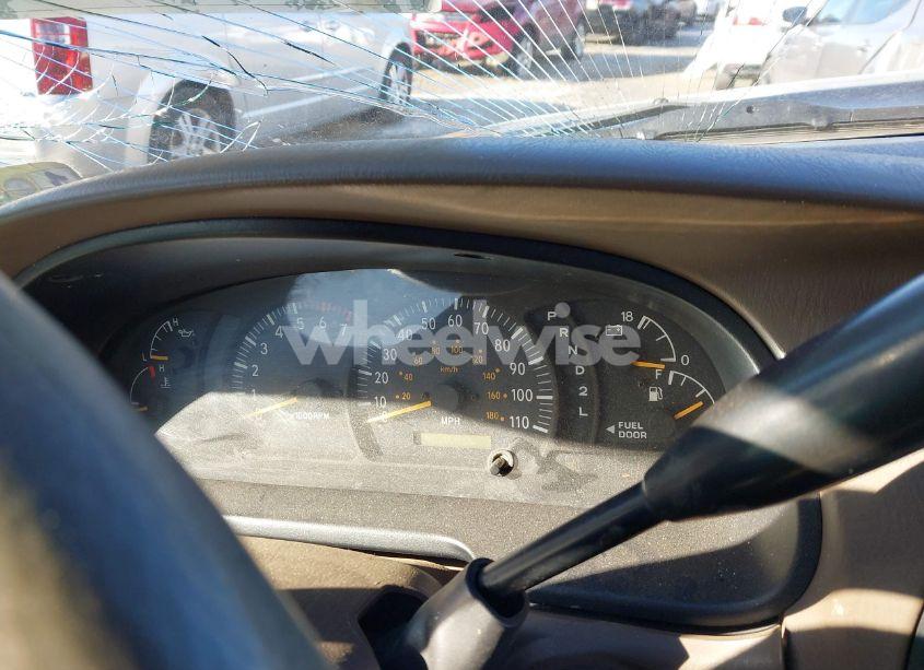 Photo 7 of 2003 Toyota Tundra SR5 V8 (VIN 5TBBT44103S336042)