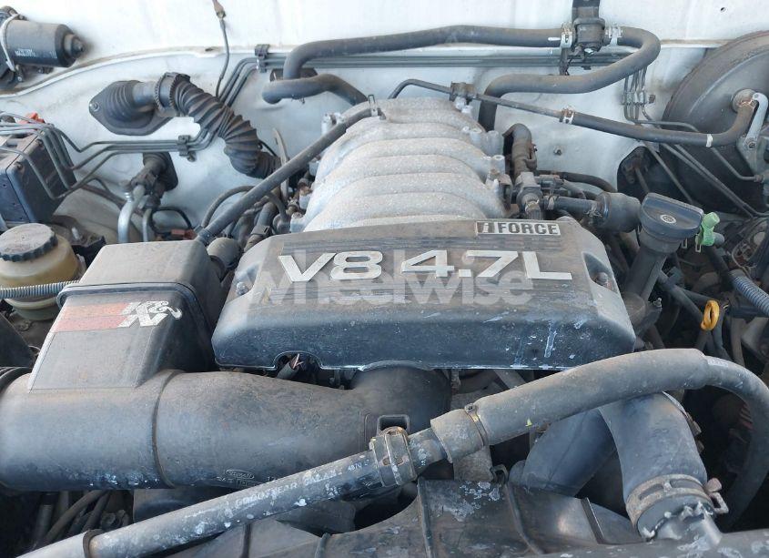 Photo 10 of 2003 Toyota Tundra SR5 V8 (VIN 5TBBT44103S376668)