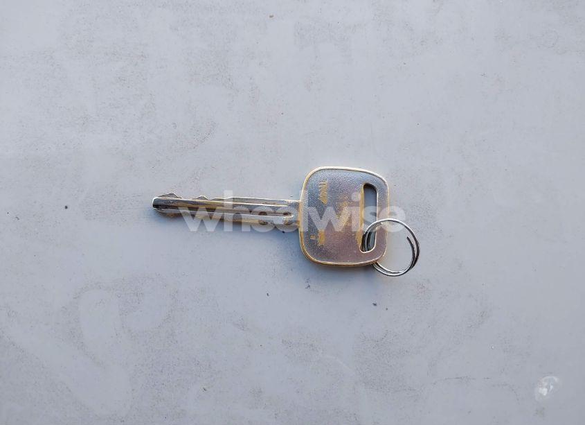 Photo 11 of 2003 Toyota Tundra SR5 V8 (VIN 5TBBT44103S376668)