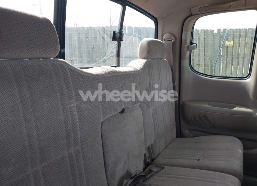 Photo 8 of 2000 Toyota Tundra SR5 V8 (VIN 5TBBT4410YS094778)