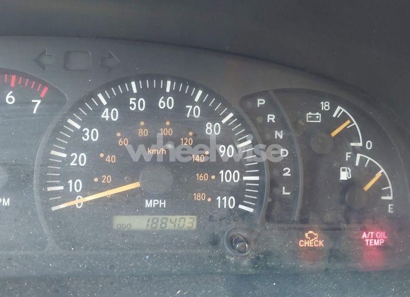 Photo 7 of 2001 Toyota Tundra SR5 V8 (VIN 5TBBT44111S185497)