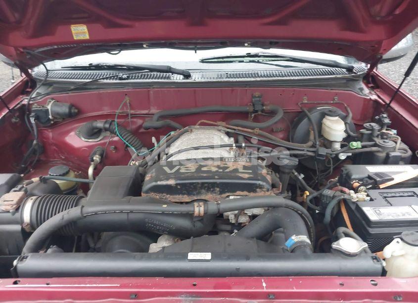 Photo 10 of 2002 Toyota Tundra SR5 V8 (VIN 5TBBT44112S226633)