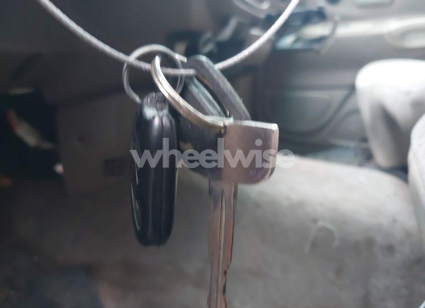 Photo 11 of 2002 Toyota Tundra SR5 V8 (VIN 5TBBT44112S226633)