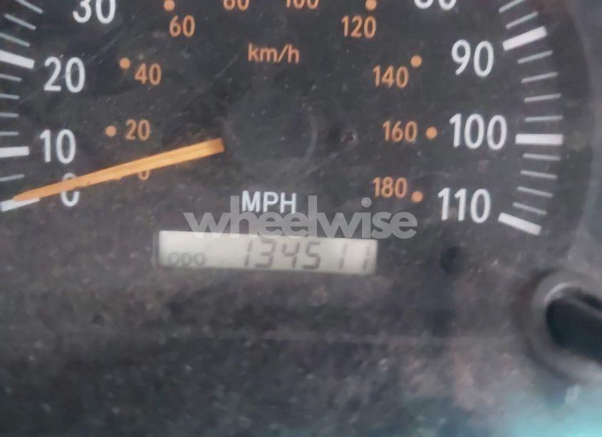 Photo 7 of 2002 Toyota Tundra SR5 V8 (VIN 5TBBT44112S226633)