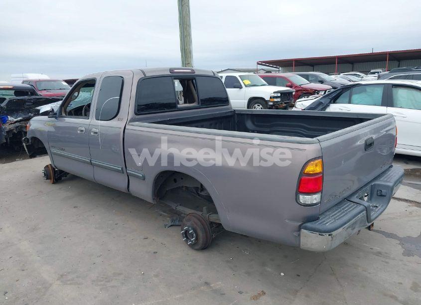 Photo 3 of 2002 Toyota Tundra SR5 V8 (VIN 5TBBT44112S294236)