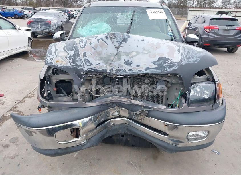 Photo 6 of 2002 Toyota Tundra SR5 V8 (VIN 5TBBT44112S294236)