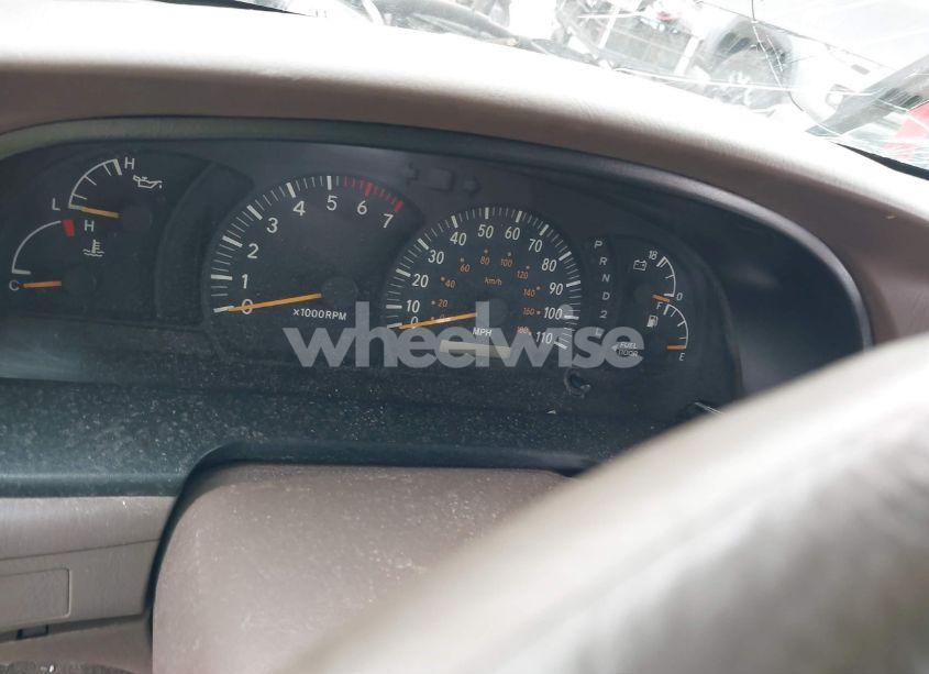 Photo 7 of 2002 Toyota Tundra SR5 V8 (VIN 5TBBT44112S294236)