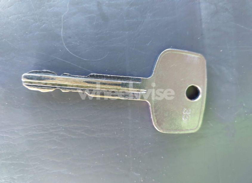 Photo 11 of 2003 Toyota Tundra SR5 V8 (VIN 5TBBT44113S434125)