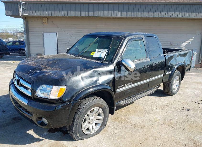 Photo 2 of 2003 Toyota Tundra SR5 V8 (VIN 5TBBT44113S434125)