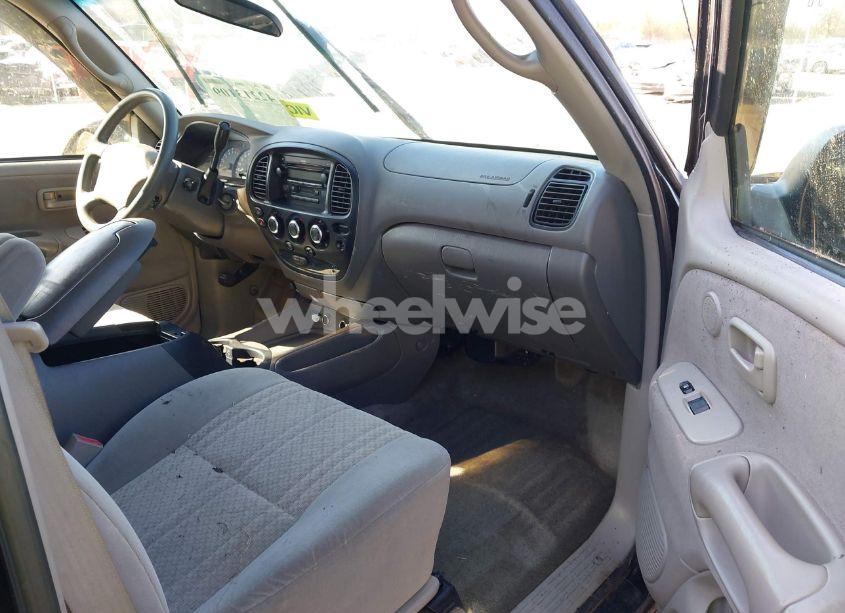 Photo 5 of 2003 Toyota Tundra SR5 V8 (VIN 5TBBT44113S434125)