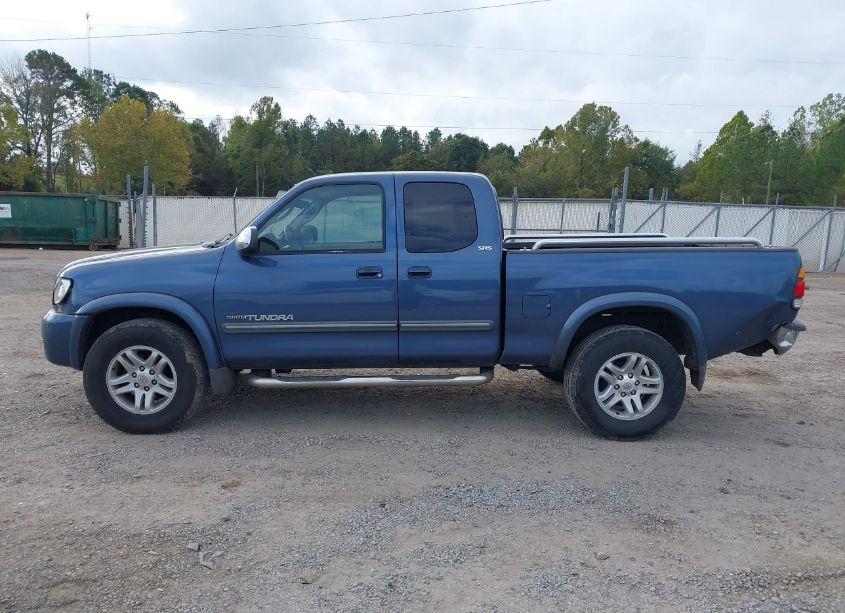 Photo 14 of 2004 Toyota Tundra SR5 V8 (VIN 5TBBT44114S442582)