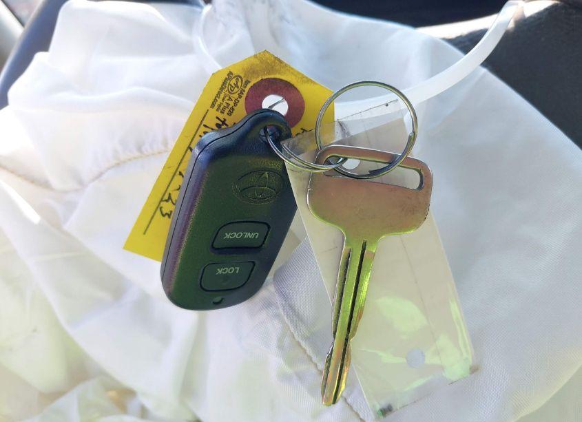 Photo 11 of 2005 Toyota Tundra SR5 V8 (VIN 5TBBT44115S459321)