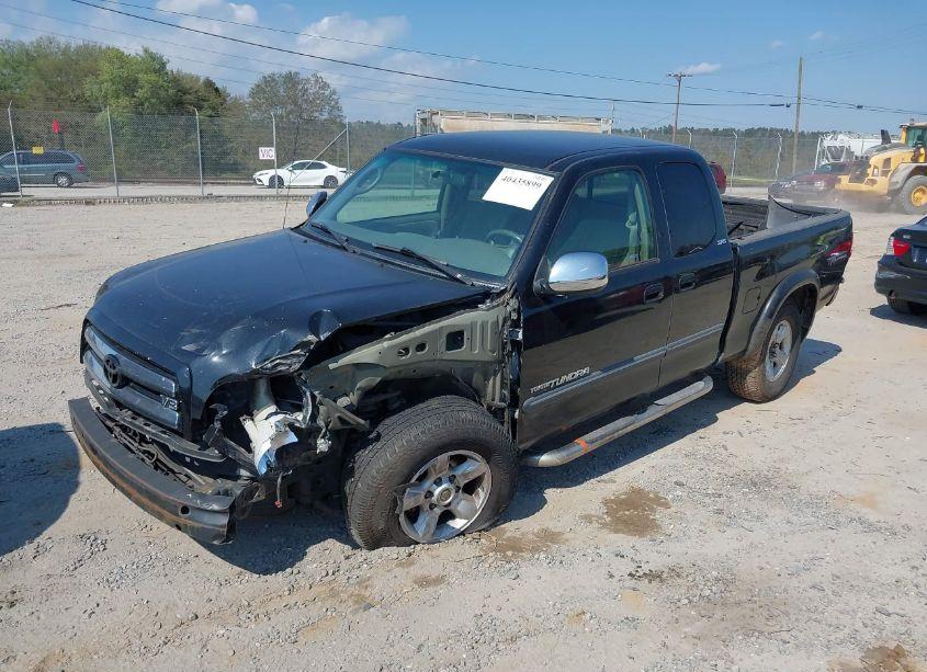 Photo 2 of 2005 Toyota Tundra SR5 V8 (VIN 5TBBT44115S459321)