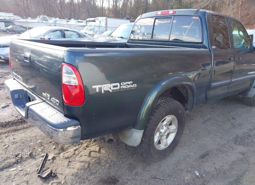 Photo 4 of 2005 Toyota Tundra SR5 V8 (VIN 5TBBT44115S472134)