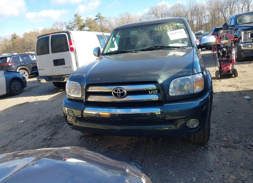 Photo 6 of 2005 Toyota Tundra SR5 V8 (VIN 5TBBT44115S472134)